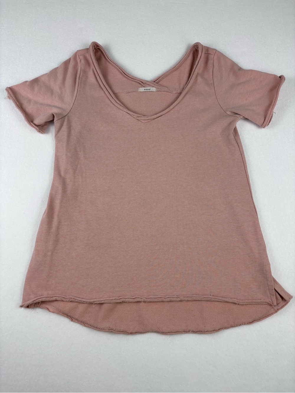Easel Dusty Rose Raw Edge V-Neck High Low Short Sleeve Top Women’s L